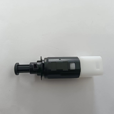 1978-1984 Interruptor de luz de frenado para Opel Movano Vivaro Renault Kangoo Clio 7700414988 Tamaño estándar
