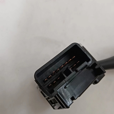 IATF16949 Certificado 14Pin LHD Switch de señal de giro UJ06-66-122 para Mazda B2500 B2600 BT-50
