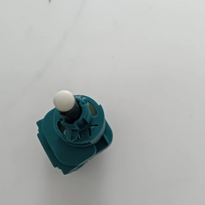 La luz de los frenos de los automóviles VW 1C0 945 511A con y certificado ISO9001/IATF16949