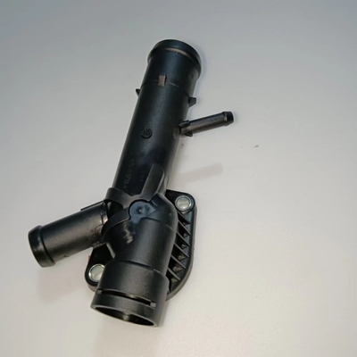 Silla compatible 03L 121 132f Flanca de manguera de enfriamiento Silla de montaje de automóviles para Audi Fabia V-W