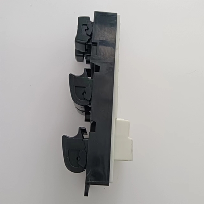 84820-35020 Interruptor eléctrico de control de ventanas para Land Cruiser 70 2007-2018 del lado del conductor