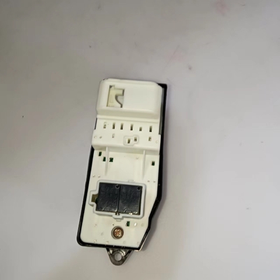 84820-52170 Interruptor de ventanas de alimentación para Toyota Yaris Verso 1999-2005 Reemplazar/reparar