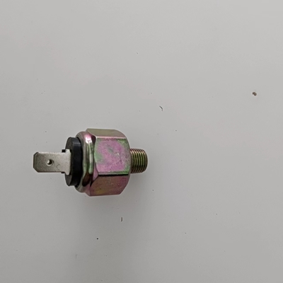 En el caso de las luces de frenado, el número de luz de frenado será el siguiente: