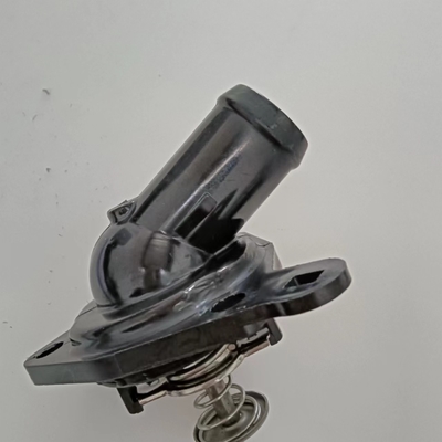 Cuello negro de relleno de refrigerante del radiador w/Cap 16502-21070 para TOYOTA VIOS NCP93 YARIS NCP91