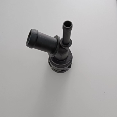 Freno de conector de manguera de refrigeración del radiador negro del motor para VW Beetle Golf Jetta AUDI SKODA SEAT 1J0122291B