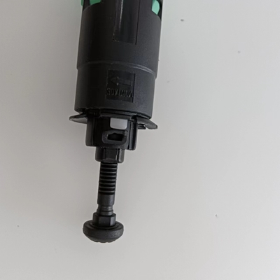 Interruptor de luz de freno de plástico 4534.48 4534.63 4534.65 para Peugeot 207 307 308