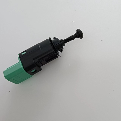 Interruptor de luz de freno de plástico 4534.48 4534.63 4534.65 para Peugeot 207 307 308