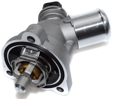El motor de automóviles de refrigerante termostato 96988257 para Chevrolet GM Spark 2013 2014 2015