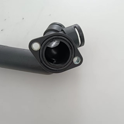 074121132B Conector de manguera de refrigeración OEM / brida de agua para VOLKSWAGEN EUROVAN 2001-2004