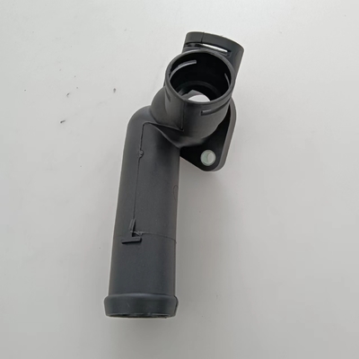 074121132B Conector de manguera de refrigeración OEM / brida de agua para VOLKSWAGEN EUROVAN 2001-2004