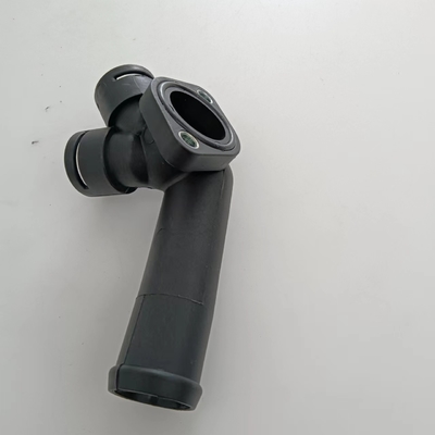 074121132B Conector de manguera de refrigeración OEM / brida de agua para VOLKSWAGEN EUROVAN 2001-2004