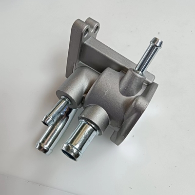 1995-2017 Nissan Cobertura de la carcasa del termostato de refrigeración del motor de aluminio para Tsuru 11061F4300