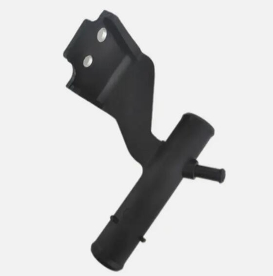 2018- Conector de tubería de refrigeración del radiador de relleno de agua para TOYOTA 16577-21020 1657721020