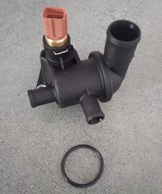 Motor de refrigeración termostato de la carcasa para el HYUNDAI 25650-02766 Car Fitment DONGFENG KIA
