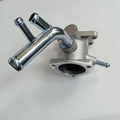 OE NO. 11061F4300 Capa de la carcasa del termostato de refrigeración del motor de aluminio para NISSAN Tsuru