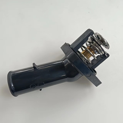El conjunto de la carcasa del termostato 16031-0P010 16031-31011 para Toyota TACOMA TUNDRA