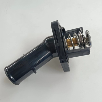 El conjunto de la carcasa del termostato 16031-0P010 16031-31011 para Toyota TACOMA TUNDRA