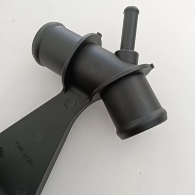 16577-22030 Ensamblaje de la carcasa del termostato del refrigerante del motor Compatible con el To-yota Co-rolla