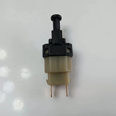 Interruptor de luz de freno de rendimiento 2P / 24515036 para el Chevrolet N300 / N300P