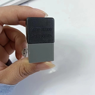 La luz del freno está adaptada para el Hyundai 9381038110 9381038100 938103K000 938101C800