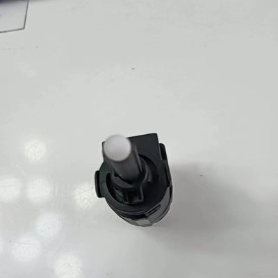 Renault 25320-6170R Interruptor de luz para el pedal de freno para fijación/reparación/reemplazo